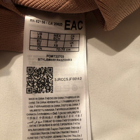 Top - Picture 4 of 7